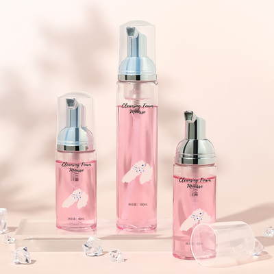 White Plastic Foam Pump Bottle For Skin Care And Shampoo Products With A Cap For Packaging